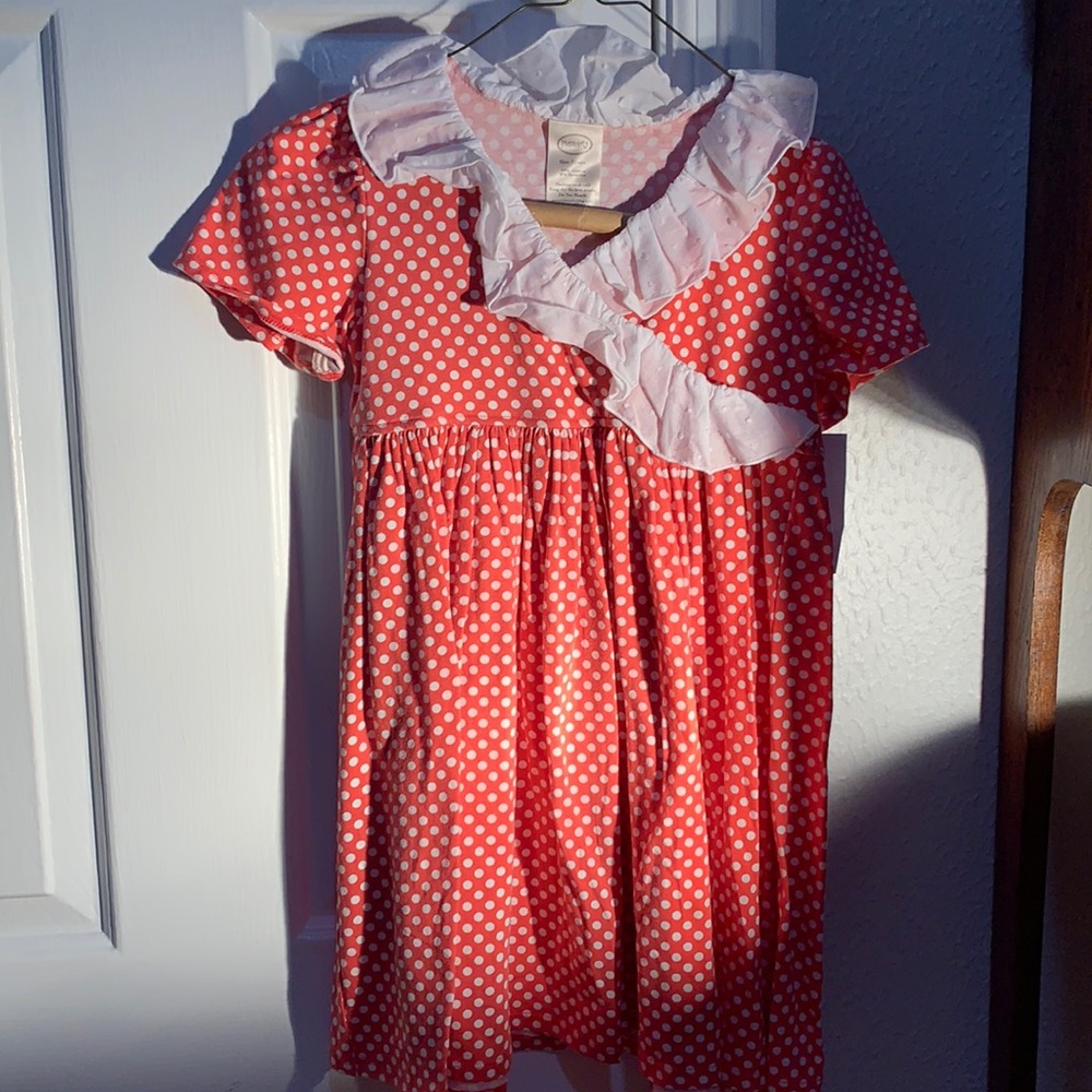 Persnickety Polka Dot dress size 7 years!!